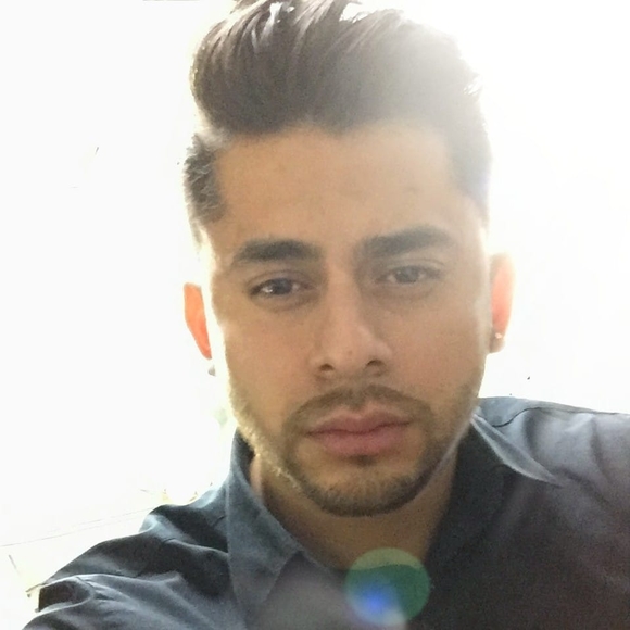 Meet your Posher, Rafael - Picture 1 of 1